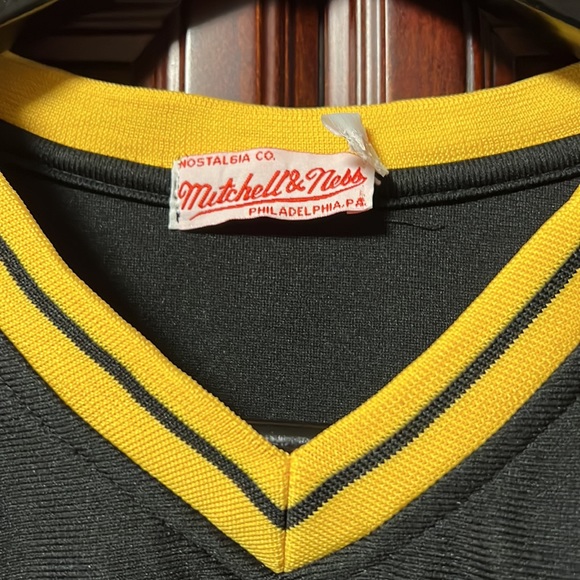 Vintage MLB Pittsburgh Pirates Roberto Clemente Baseball #21 Black & Gold Jersey - Picture 5 of 8